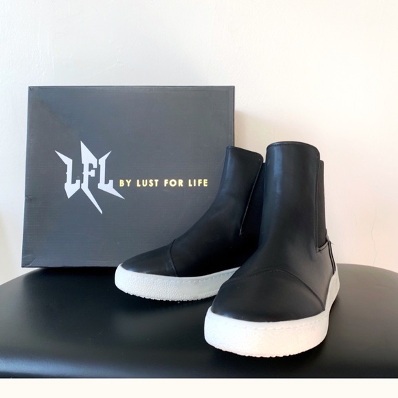 Black High Top Sneaker Boots NWT Dolls Kill - Picture 3 of 8